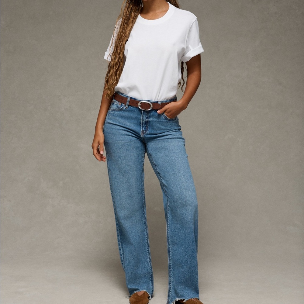 American Eagle Strigid Curvy High-Waisted Stovepipe Jeans